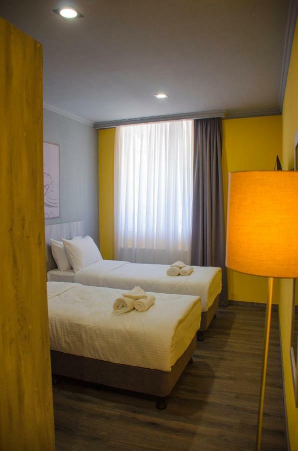 Atoneli Hotel Tbilisi Ngoại thất bức ảnh