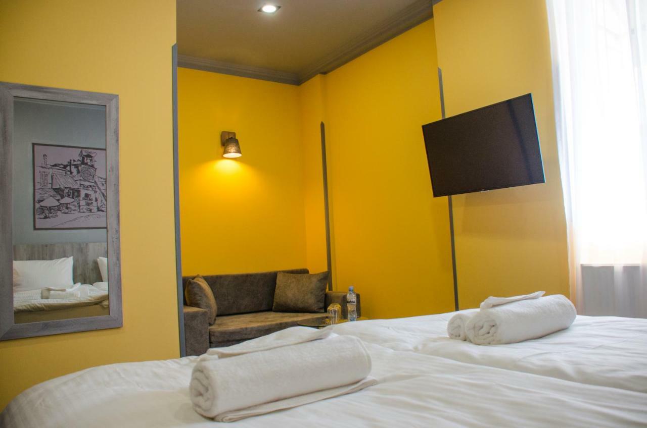 Atoneli Hotel Tbilisi Ngoại thất bức ảnh